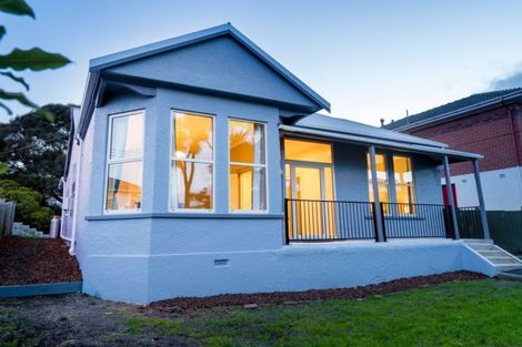 Photo of property in 2 Middleton Road, Kew, Dunedin, 9012