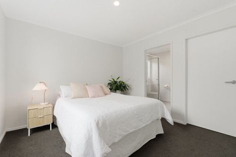 Photo of property in 4 Pense Place, Papamoa, 3118