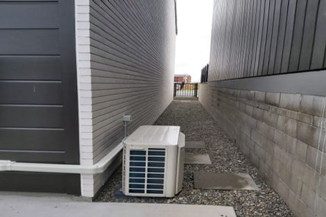 Photo of property in 32 Pennant Street, Long Bay, Auckland, 0630