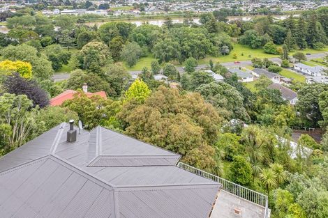 Photo of property in 23 Wairere Road, Bastia Hill, Whanganui, 4500