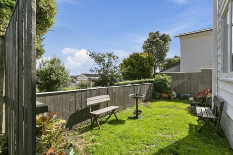 Photo of property in 1/6 Steen Place, Mangere Bridge, Auckland, 2022