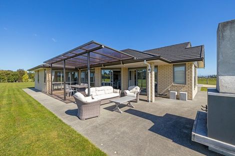 Photo of property in 250 Hughes Line, West Taratahi, Masterton, 5887