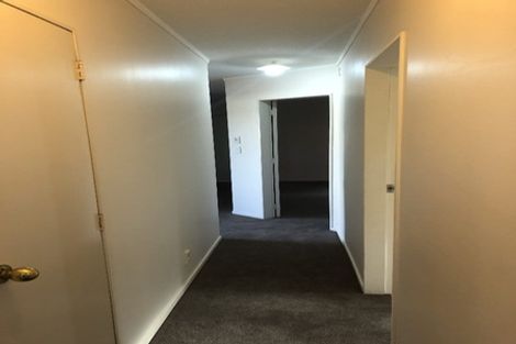 Photo of property in 2 Birkhall Grove, Strathmore Park, Wellington, 6022