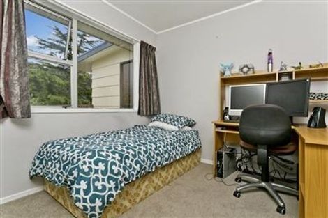 Photo of property in 158 Lynn Road, Bayview, Auckland, 0629