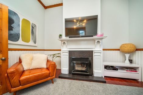 Photo of property in 8 Morley Street, New Plymouth, 4310