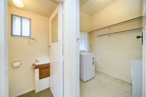 Photo of property in 46 Bridge Street, Bulls, 4818