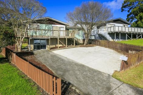 Photo of property in 2/1 Cantina Avenue, Bayview, Auckland, 0629