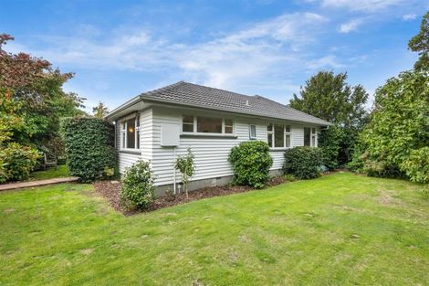 Photo of property in 19 Joyce Crescent, Ilam, Christchurch, 8041
