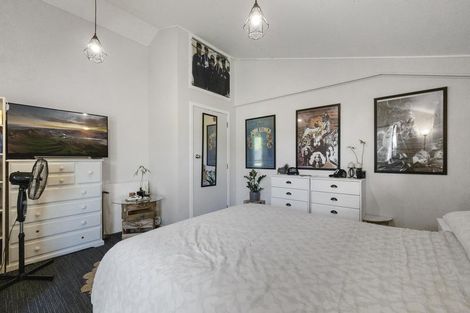 Photo of property in 48 Chaucer Street, Leamington, Cambridge, 3432