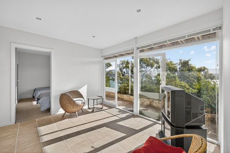 Photo of property in 348 Marine Drive, Charteris Bay, Governors Bay, 8971