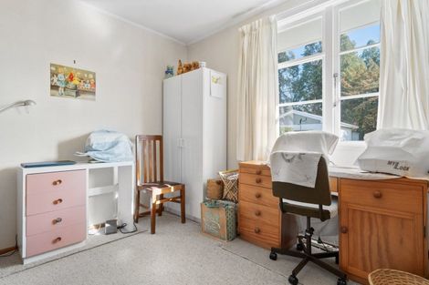 Photo of property in 9 Madden Place, Solway, Masterton, 5810