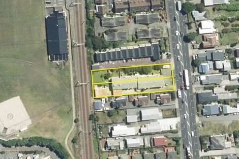 Photo of property in 2/35 Mana Esplanade, Paremata, Porirua, 5026