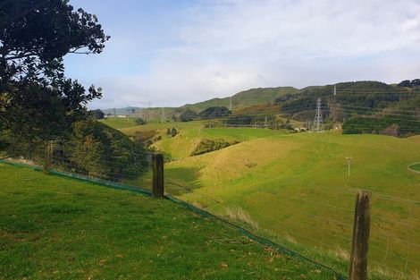 Photo of property in 419 Takapu Road, Takapu Valley, Wellington, 5028