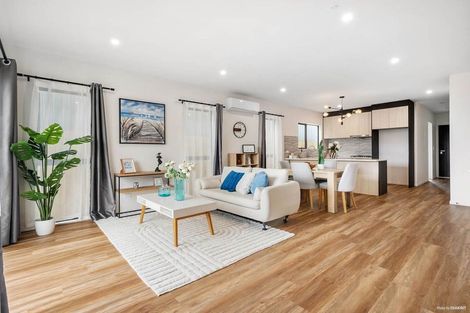 Photo of property in 28b Goodfellow Lane, Flat Bush, Auckland, 2019