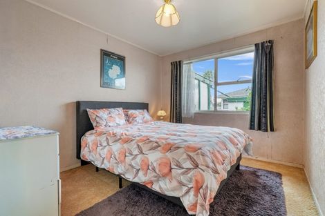Photo of property in 42 Heybridge Street, Manurewa, Auckland, 2102