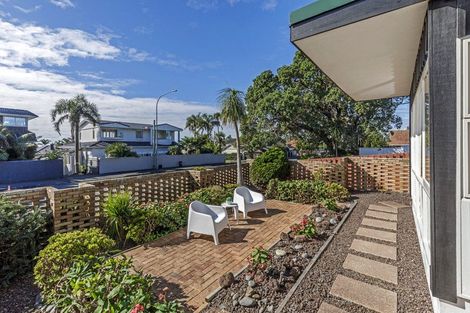 Photo of property in 1/78 Kitchener Road, Milford, Auckland, 0620