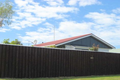 Photo of property in 2a Bowie Drive, Woodend, 7610