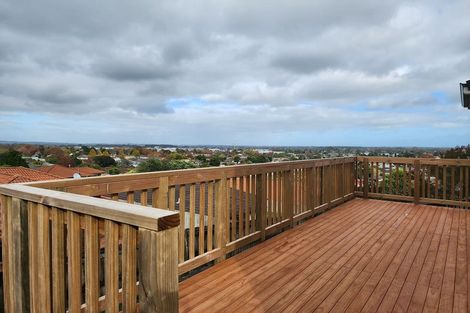 Photo of property in 59 Kirikiri Drive, Papakura, 2110