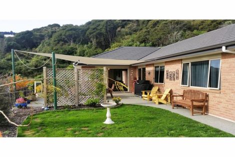 Photo of property in 19 Devenish Place, Atawhai, Nelson, 7010