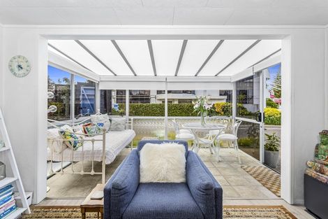 Photo of property in 2/274 Hibiscus Coast Highway, Orewa, 0931