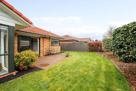 Photo of property in 93 Grosvenor Gardens, Flagstaff, Hamilton, 3210