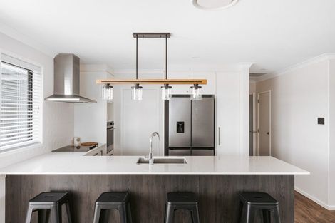 Photo of property in 8 Oyster Place, Omokoroa, 3114