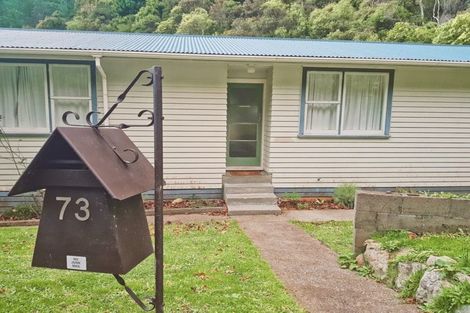 Photo of property in 73 Elmslie Road, Pinehaven, Upper Hutt, 5019