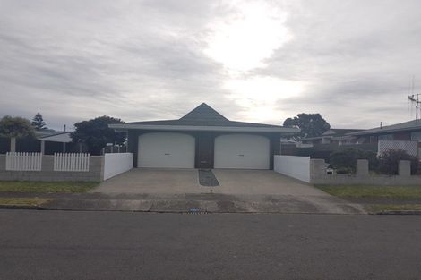 Photo of property in 11 Gobray Crescent, Mount Maunganui, 3116