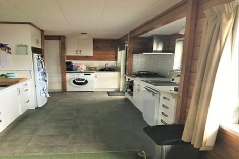 Photo of property in 26 Queen Road, Bellevue, Tauranga, 3110