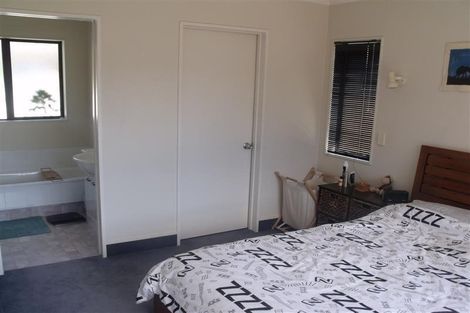 Photo of property in 3/28 Te Aute Road, Havelock North, 4130