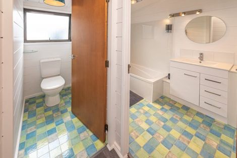 Photo of property in 24 Aiken Road, Saint Johns Hill, Whanganui, 4501