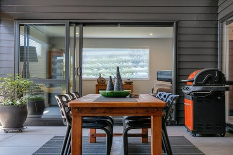 Photo of property in 22 Te Aranga Drive, Papamoa Beach, Papamoa, 3118