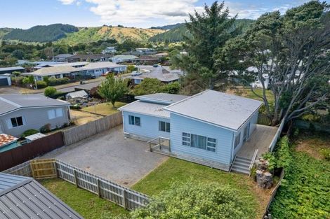 Photo of property in 36a Makarini Street, Paraparaumu, 5032