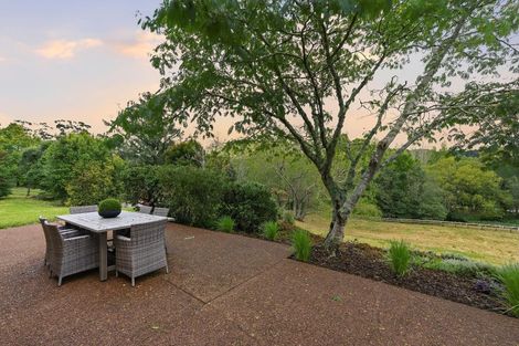 Photo of property in 39 Robinson Road, Whitianga, 3510