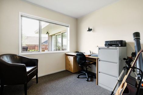 Photo of property in 3 Dallinger Street, St Andrews, Hamilton, 3200