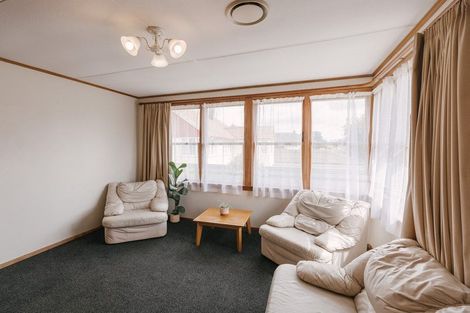 Photo of property in 24 Thames Street, Roslyn, Palmerston North, 4414