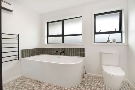 Photo of property in 53 Woodbury Street, Russley, Christchurch, 8042