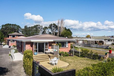 Photo of property in 1/6 Manuka Street, Orewa, 0931