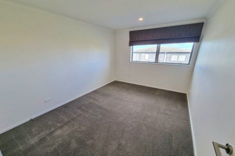Photo of property in 61 Caldera Drive, Long Bay, Auckland, 0630