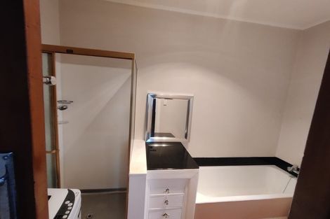 Photo of property in 207 Titirangi Road, Titirangi, Auckland, 0604