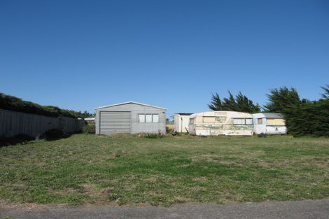 Photo of property in 18 Te Kiri Street, Himatangi Beach, Foxton, 4891