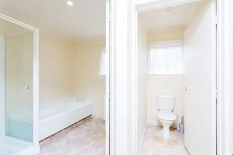 Photo of property in 3/210 Racecourse Road, Sockburn, Christchurch, 8042