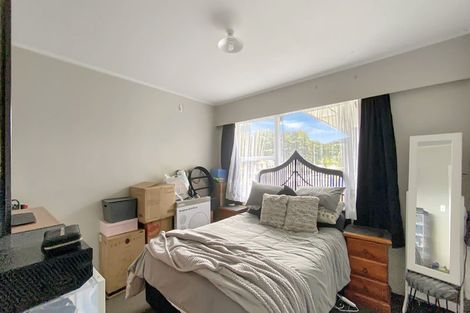 Photo of property in 1 Iorangi Place, Hillpark, Auckland, 2102