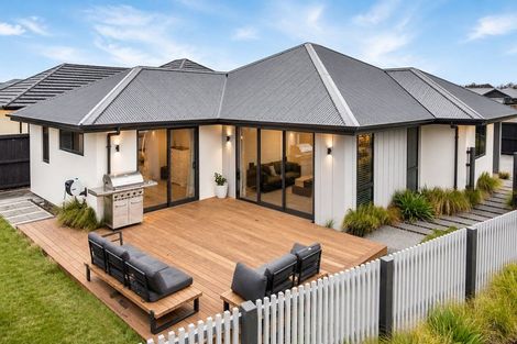 Photo of property in 36 Herridge Street, Woodend, 7610