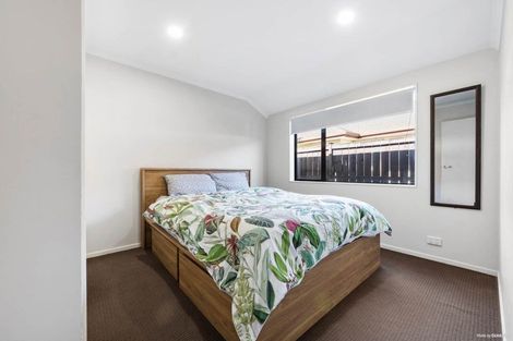 Photo of property in 36 Turnberry Drive, Wattle Downs, Auckland, 2103