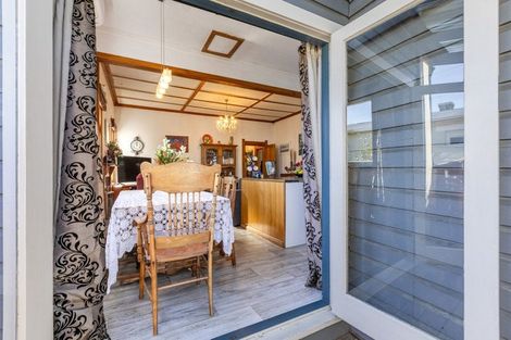 Photo of property in 178 Vigor Brown Street, Napier South, Napier, 4110