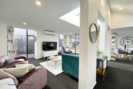 Photo of property in 74c Glandovey Road, Fendalton, Christchurch, 8052