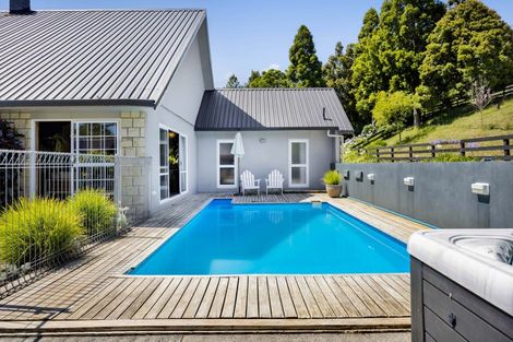 Photo of property in 58 Atkinson Road, Hurworth, New Plymouth, 4371