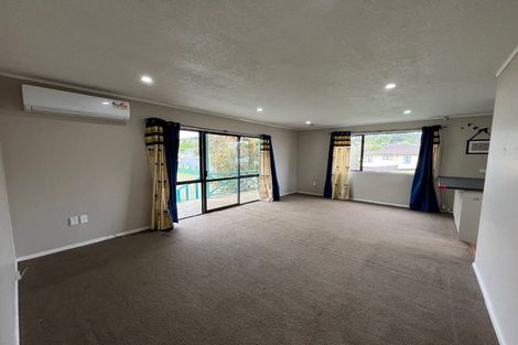 Photo of property in 1/77 Redcrest Avenue, Red Hill, Papakura, 2110