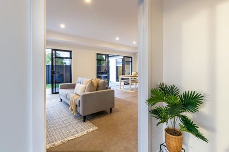 Photo of property in 98 Eriksen Road, Te Awa, Napier, 4110